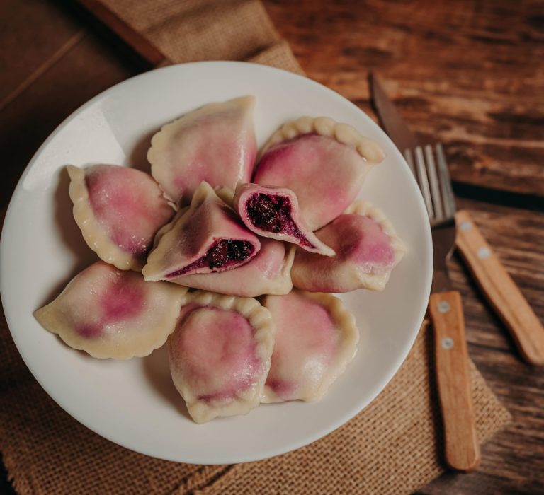 Pierogi z borówkami-min