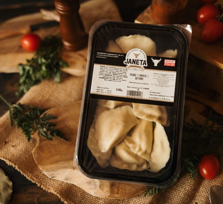 Pierogi z kapusta i grzybami-min